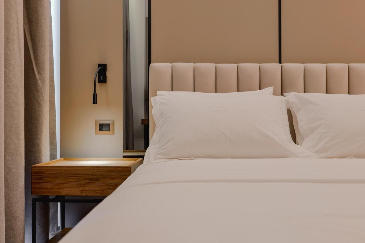 Jost Caravel Hotel Radhime Bagian luar foto